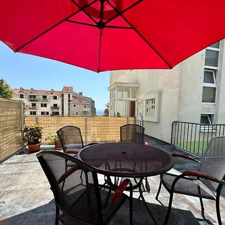 Maya Con Dios Daire Split