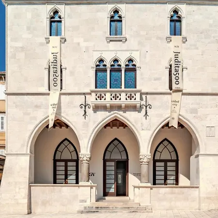 Daire Maya Con Dios Split