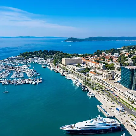 Daire Maya Con Dios *