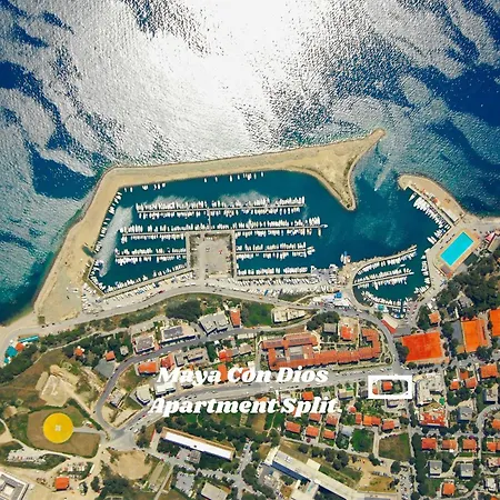 Maya Con Dios * Сплит