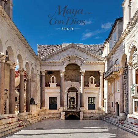 Maya Con Dios Апартаменты Сплит