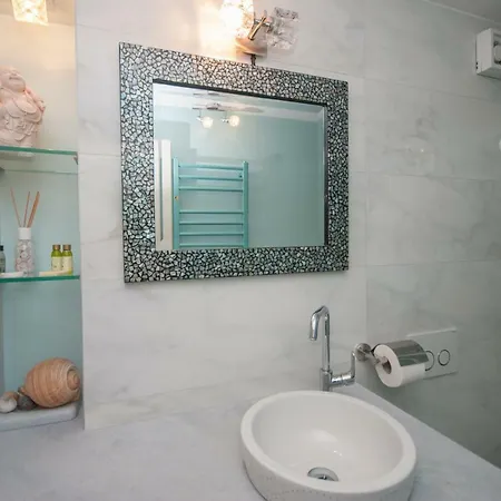 Maya Con Dios * Сплит