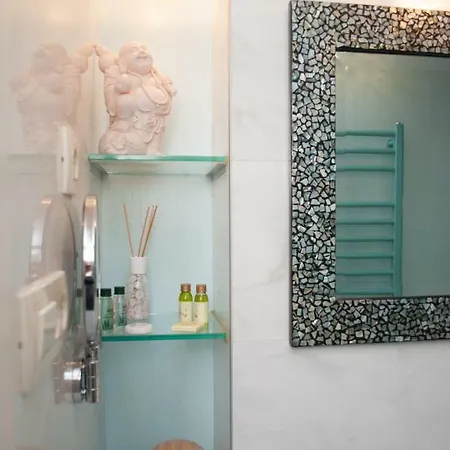 Maya Con Dios Сплит