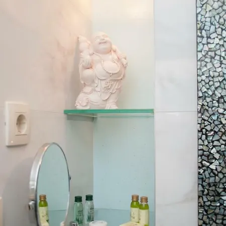 Maya Con Dios Apartmán *