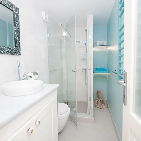 Maya Con Dios * Сплит