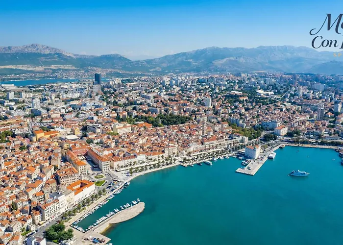 Maya Con Dios Apartment Split