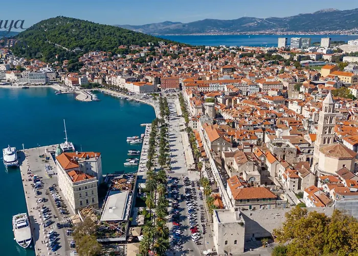 Maya Con Dios Apartment