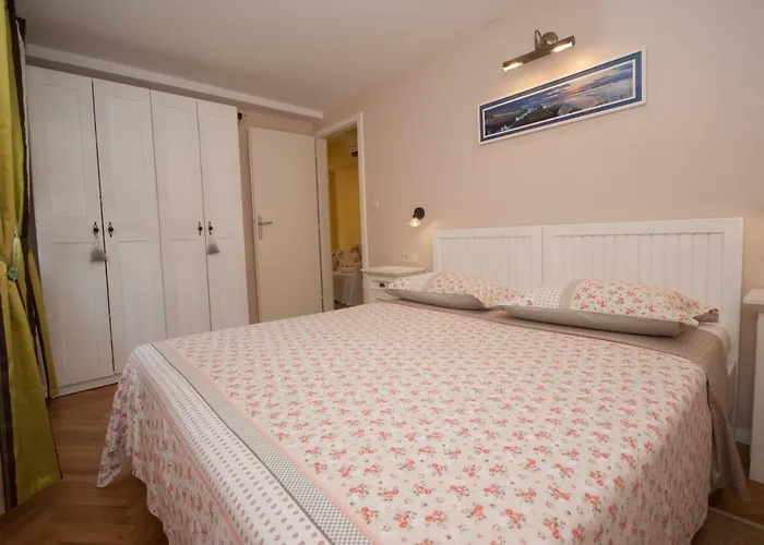 Apartment Maya Con Dios