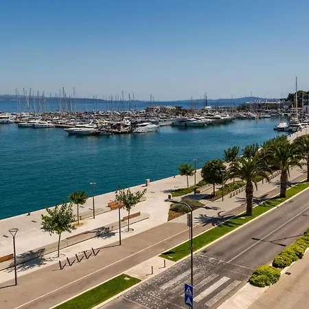 Apartamento Maya Con Dios *